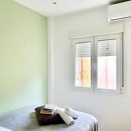 Ampio 2 Al Centro Storico E 15 Min Dalla Spiaggia, Apartment