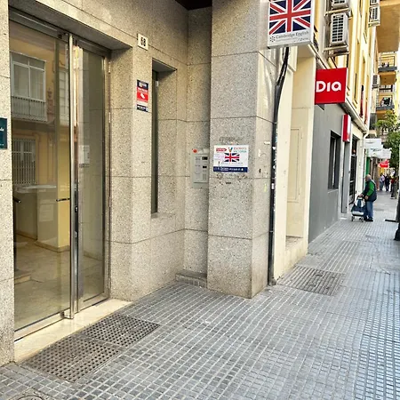 Apartment Ampio 2 Al Centro E 15 Minuti Dalla Spiaggia,la Casa Di Ceffo Malaga