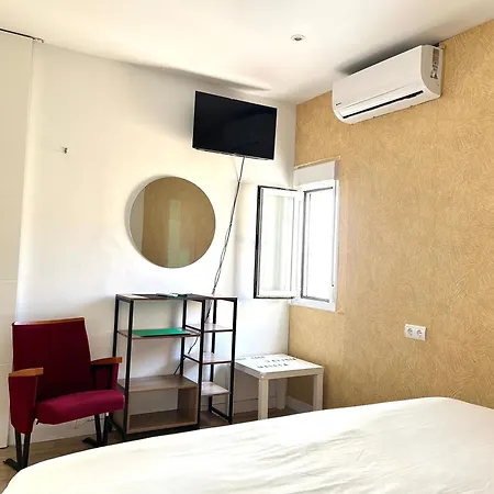 Ampio 2 Al Centro Storico E 15 Min Dalla Spiaggia, Apartment *