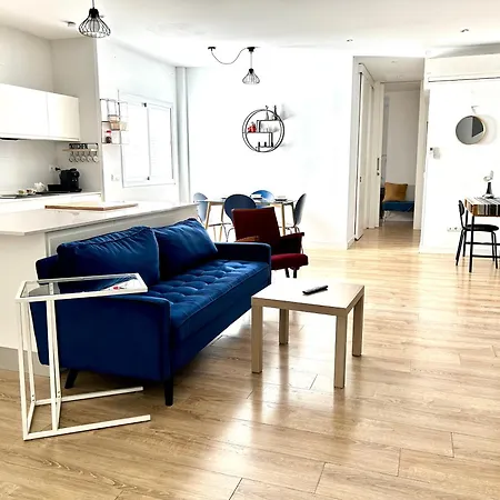Apartment Ampio 2 Al Centro Storico E 15 Min Dalla Spiaggia,